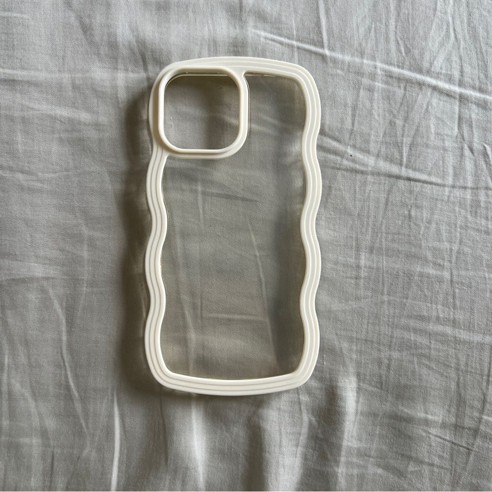 iPhone 13 Pro Max Wavy Phone Case - White/Clear